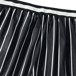 Shorts de basketball en mesh à séchage rapide, personnalisables par sublimation, pour uniformes d'équipe, shorts de performance pour hommes, vente en gros - Product Image 4