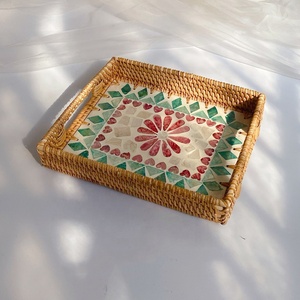 ถาดหวายรูปทรงสี่เหลี่ยมผืนผ้า ประดับมุก ดีไซน์โดดเด่น ถาดตกแต่งบ้าน ทำด้วยมือจากเวียดนาม - Product Image 4