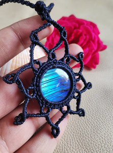 Collar de Labradorita Negra Hecho a Mano con Macramé, Piedra Brillante, Estilo Boho, Curativo, Espiritual, Colgante de Joyería - Product Image 3