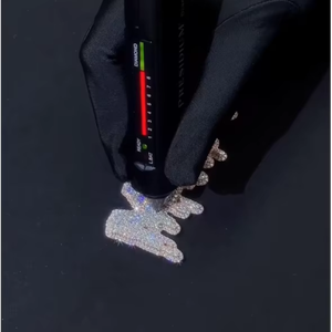 Fabricación de Joyería Hip Hop, Colgante Hip Hop Personalizado, Colgante de Plata 925 con Moissanita, Joyería para Raperos, Colgante con Nombre Personalizado - Product Image 1