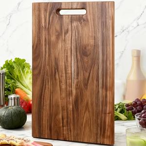 Tabla de Cortar Rectangular Grande con Asa de Fácil Agarre, Construcción Resistente y Superficie Apta para Cuchillos, Ideal para Servir y Uso en la Cocina - Product Image 2
