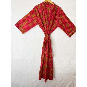 Robe kimono longue en coton imprimé tigre, faite à la main, pour la détente, la plage ou comme nuisette. - Product Image 1