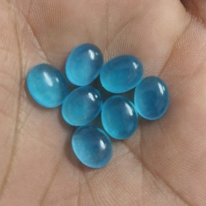 Pierre précieuse naturelle de jade bleu cyan, taille ovale, cabochon poli, pour la création de bijoux (bagues, pendentifs), vente en gros et approvisionnement en vrac - Product Image 1