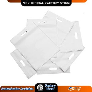 ถุงช้อปปิ้งแบบไม่ทอ NIDY Plain D Cut ใช้ซ้ำได้ เป็นมิตรกับสิ่งแวดล้อม เหมาะสำหรับร้านค้าปลีก ซูเปอร์มาร์เก็ต การช้อปปิ้ง และการบรรจุภัณฑ์ - Product Image 4