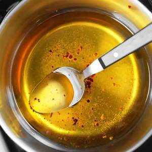 น้ำมันปรุงอาหารใช้แล้วเกรด B99 คุณภาพดีที่สุด (UCO) มาตรฐาน ASTM D6751 น้ำมันพืชเหลือใช้ยุโรป สำหรับใช้ในอุตสาหกรรมการบิน ผู้จัดจำหน่ายจากออสเตรีย - Product Image 1