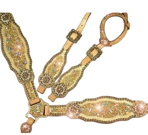 2025 Golden Bling léger en cuir véritable Fire Horse Tack Set comprend des selles de poitrine Headstall Seasonal Western Horse - Product Image 1