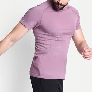 Camiseta de Manga Corta para Hombre Harry Johnson, Corte Ajustado, Cuello Redondo, Patrón de Letras en Relieve, Tejido de Punto, Secado Rápido, Ropa Casual - Product Image 5