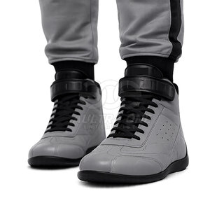 Chaussures de karting légères pour pilotes débutants et professionnels, confortables, avec empeigne en cuir véritable, respirantes et à adhérence flexible. - Product Image 4