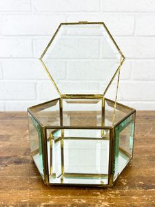 Boîte à bijoux en verre biseauté noir, faite à la main et personnalisée, avec cadre métallique pour organiser les bijoux, boîte de rangement en métal et verre - Product Image 6