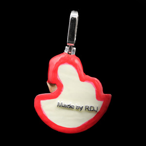Pendentif personnalisé en alliage plaqué or avec diamants glacés, style urbain - Product Image 1