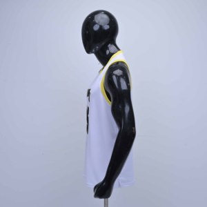 Maillot de basket-ball pour homme, qualité supérieure, fabrication sur mesure avec logo personnalisé, tissu mash avec broderie appliquée sur le devant. - Product Image 4