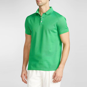 Polo vert premium - Vêtements de sport en coton doux à manches courtes - Fabricant de vêtements sur mesure directement de l'usine de Sialkot - Product Image 2