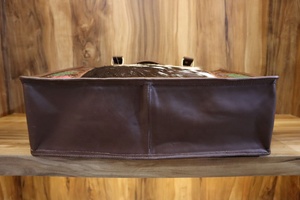 Sac fourre-tout en cuir de fourrure véritable élégant pour femmes motif de Logo coloré fabriqué à la main deux fermetures éclair Instagram voyage outillage chaînes sacs à main - Product Image 5