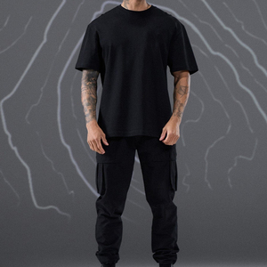 เสื้อยืดคอกลมแขนสั้นแบบยูนิเซ็กซ์ ผ้าหนา สไตล์สตรีทแฟชั่น สำหรับผู้ชาย - Product Image 1