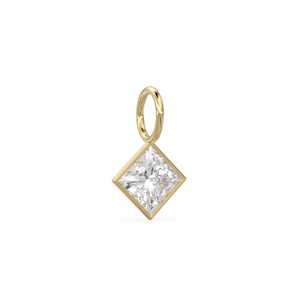 Colgante de Cuarzo Blanco de 5mm en Oro Amarillo Sólido de 14k con Bisel para Joyería / Piedra de Nacimiento de Abril / Gema Transparente con Corte Princesa - Product Image 3