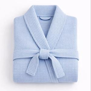 Toallas de Baño de Lujo para Hoteles y Pijamas para Hombre/Mujer al por Mayor, Bata de Baño Larga de Algodón Whoville Hecha a Medida - Product Image 1