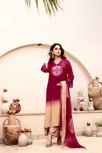 Ensemble Kurti et pantalon pour femme Twinfeet, en rayonne de qualité supérieure, traditionnel, à séchage rapide, longueur genou, coupe trapèze, imprimé tie-dye - Product Image 2