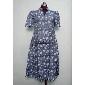 Vestido midi con estampado de leopardo 100% algodón para mujer, muy vendido, ecológico, lavable, transpirable, con estampado animal, cuello en V, largo. - Product Image 1