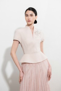 Nouvelle Tendance Chemisiers et Blouses pour Femmes – Support ODM – Blouse Peplum EVELINA – Blouses Élégantes pour Femmes Printemps/Été – Vêtements pour Femmes - Product Image 5