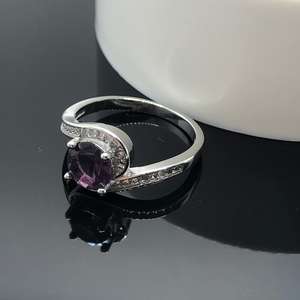 แหวนหมั้น/แหวนแต่งงานเงินแท้ทรงอเล็กซานเดรีย ประดับพลอย ของขวัญวันเกิดสำหรับผู้หญิง - Product Image 4