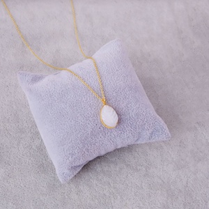 จี้สร้อยคอทองเหลืองชุบทองประดับพลอยมูนสโตนสีรุ้งแกะสลักลายใบไม้ ดีไซน์ทันสมัย เรียบง่าย โดดเด่น งานฝีมือประณีต - Product Image 4