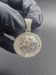 Colgante Redondo de León de Plata 925, Colgante Hip Hop Personalizado con Moissanita VVS para Hombre, Colgante Estilo Rapper Bust Down, Colgante de Animal - Product Image 3