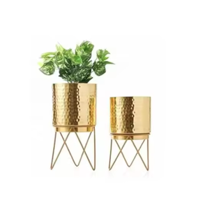 Pot de fleurs en métal sculpté à la main, moderne et écologique, pour une utilisation en intérieur/extérieur, balcon, jardin et décoration de la maison - Product Image 6