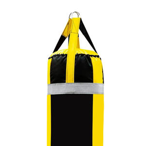 Nouvel ensemble professionnel de sacs de frappe en cuir avec sac de sable suspendu personnalisable – Équipement de boxe de haute qualité - Product Image 5