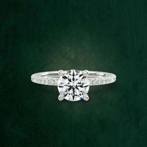 Anillo de Oro Sólido de 18K con Diamante Celeste Brillante Redondo de Bajo Perfil y Engaste de Puntas VS1/VVS1 - Product Image 3