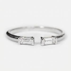 Anillo de Boda Abierto Minimalista para Mujer, Oro Sólido de 10K, 14K, 18K, Corte Baguette, Anillo Apilable Delicado, Joyería Fina con Diamantes Cultivados en Laboratorio - Product Image 2