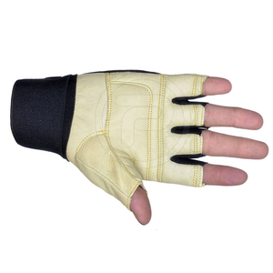 Hot Selling New Arrival Custom Logo Half Finger Silicone Weight Lifting Gloves for Gym Fitness Outdoor Use Men Women - Product Image 4