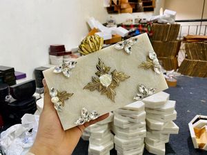Sac à main en résine bohème écologique personnalisé pour femmes avec chaînes et motif bonbon - Product Image 3