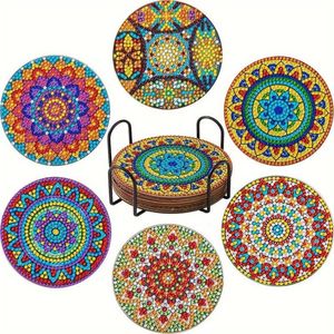 Elegante Juego de Posavasos Bordados a Mano con Cuentas para Tazas de Café, Copas de Vino y Decoración Diaria de la Mesa - Product Image 4