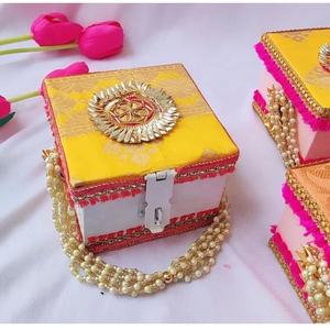 Nouveauté : Boîte cadeau traditionnelle décorative pour mariage, travail Gota Patti, avec boîte à bonbons suspendue, pour cadeau de mariage, cadeau de retour - Product Image 2