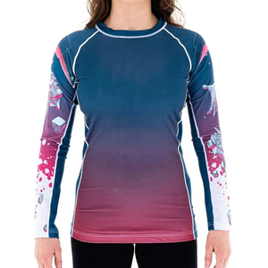 Haut de surf et de natation pour femme, personnalisé, à séchage rapide, anti-UV, respirant, à compression, avec manches, idéal pour la gym et le sport - Product Image 1