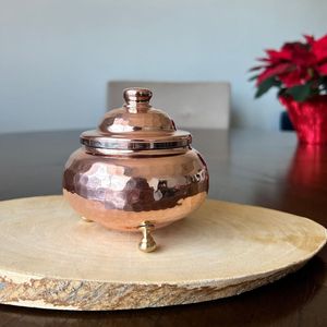 Pot de rangement vintage en cuivre et laiton fait main avec couvercle, boîte à bijoux décorative, pot à bonbons, conteneur de décoration d'intérieur traditionnel de luxe - Product Image 1