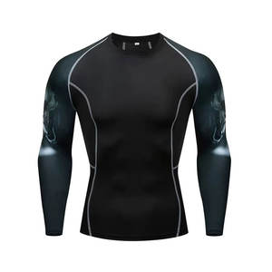 Vêtements de sport pour hommes en gros, rashguards personnalisés avec logo imprimé numériquement, légers, 160g, polyester/nylon - Product Image 4