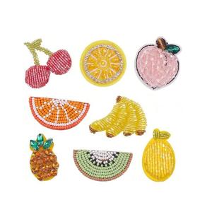 Patch décoratif artisanal en perles de rocaille pour projets de couture, patch brodé perlé tendance pour la personnalisation de vêtements - Product Image 4