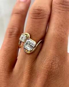 Anillo de compromiso de circonita con doble corte Asscher estilo Toi et Moi, de moda, con dos piedras, de plata de ley 925, con engaste semibiselado, para boda - Product Image 2