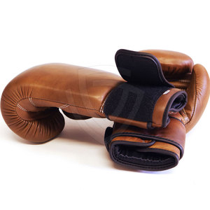 Gants de boxe professionnels pour l'entraînement, le sparring et le travail sur sac de frappe, durables, confortables et offrant un excellent soutien du poignet. - Product Image 5