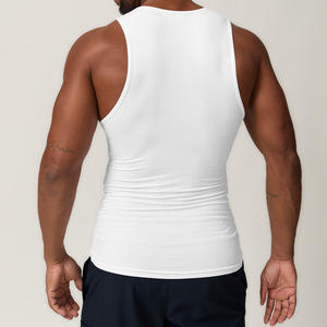 Débardeur côtelé noir et blanc pour homme, moulant, en rayonne et élasthanne, pour le sport, le fitness, le yoga, la musculation et la course à pied - Product Image 2