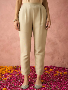 Ensemble Kurta et pantalon pour femme en coton beige à séchage rapide, imprimé numérique, avec dupatta, coupe régulière, longueur genou, tenue traditionnelle indienne et pakistanaise - Product Image 6