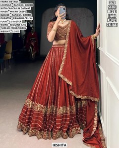 ชุดเลเฮนกาโชลีแบบดั้งเดิมสำหรับเจ้าสาว แบรนด์ Bandhani Rani Noor ยาวถึงพื้น ป้องกันแสงแดด แห้งเร็ว เหมาะสำหรับงานแต่งงานและงานปาร์ตี้ทุกฤดูกาล - Product Image 4