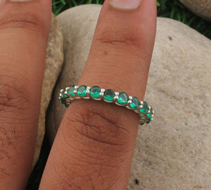 Bague en argent sterling avec serti de zircone cubique vert émeraude, taille ronde brillante, pour femmes, bijoux de naissance de mai, vente en gros - Product Image 6