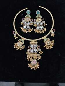 Parure Collier et Boucles d'Oreilles en Alliage Plaqué Rhodium avec Pierres de Cristal et Perles d'Imitation, Sertissage Clos, Style Vintage pour Femme, Bijoux de Mariage - Product Image 1