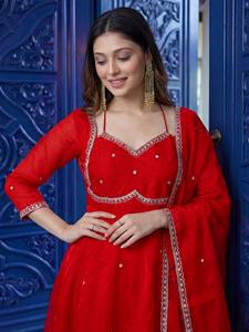 Ramdev Trading - Vestido de Fiesta de Seda con Lentejuelas y Bordados para Mujer, Estilo Moderno, para Bodas, Diwali, Todas las Temporadas, Corte Regular - Product Image 2