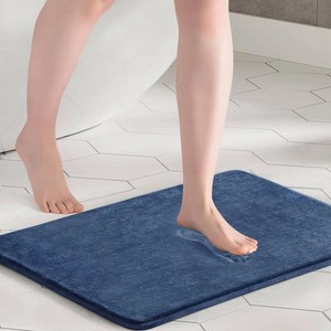 Alfombra de Baño Rectangular Azul Grueso, Color Sólido, Base Antideslizante de Goma, Microfibra Acolchada, Uso Doméstico, Lavable a Máquina - Product Image 1