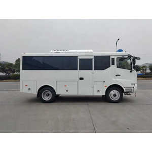 Minibús Todoterreno Diésel 4x4 de 19 Asientos – Autobús para Desierto Euro 3 de 170 CV con Carrocería Reforzada y Confort Ejecutivo - Product Image 2