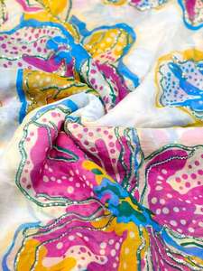 Tela de Chifón Estampada Digital Premium con Bordado, Diseño Floral, Suave y Lisa para Vestidos - Product Image 6