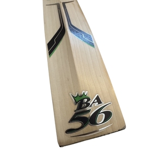Batte de cricket professionnelle en saule anglais, personnalisable avec logo, légère, avec housse, haute performance pour tous les joueurs, droitier - Product Image 5